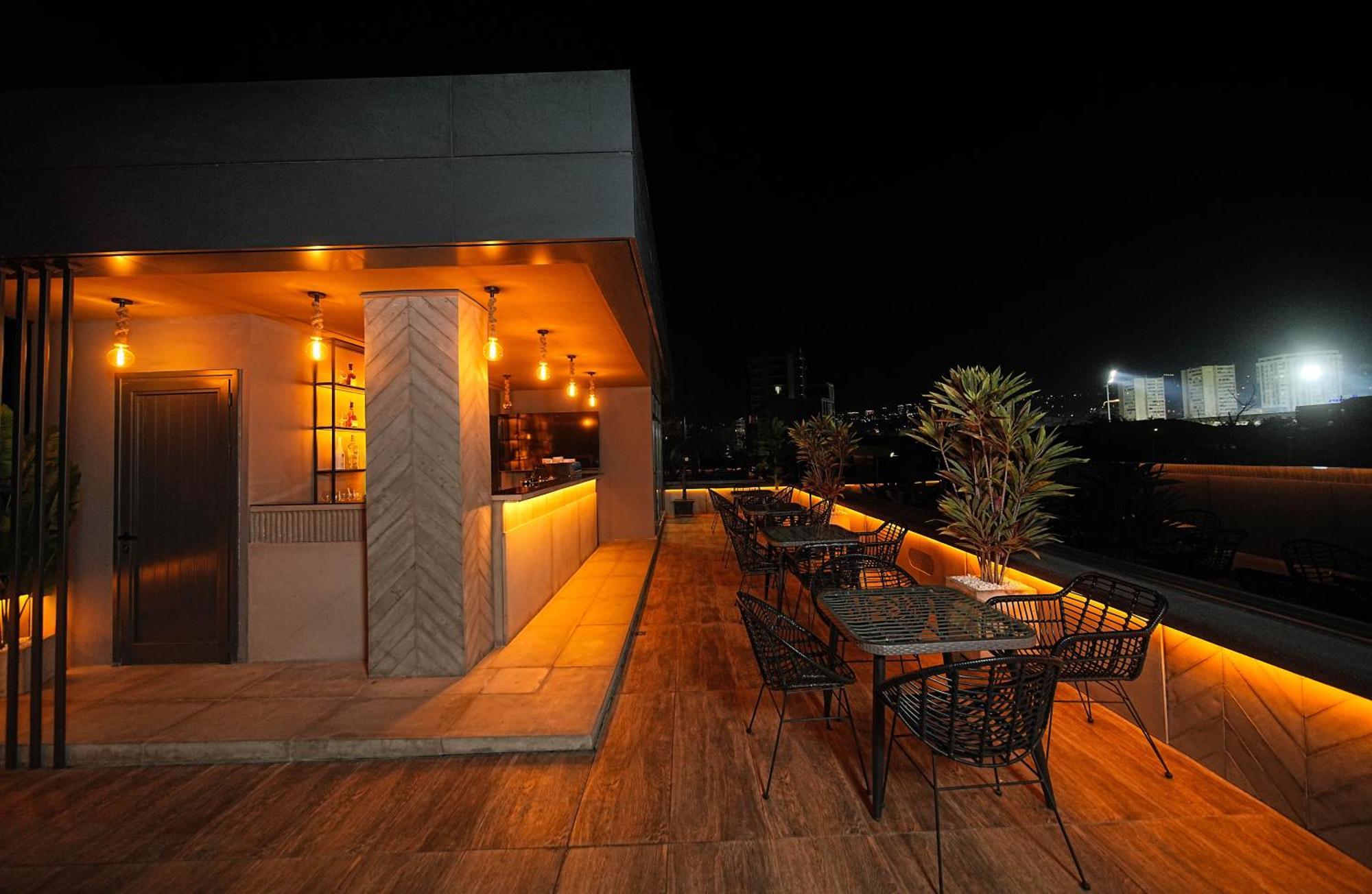 Revive Boutique Hotel Yerevan Exterior photo