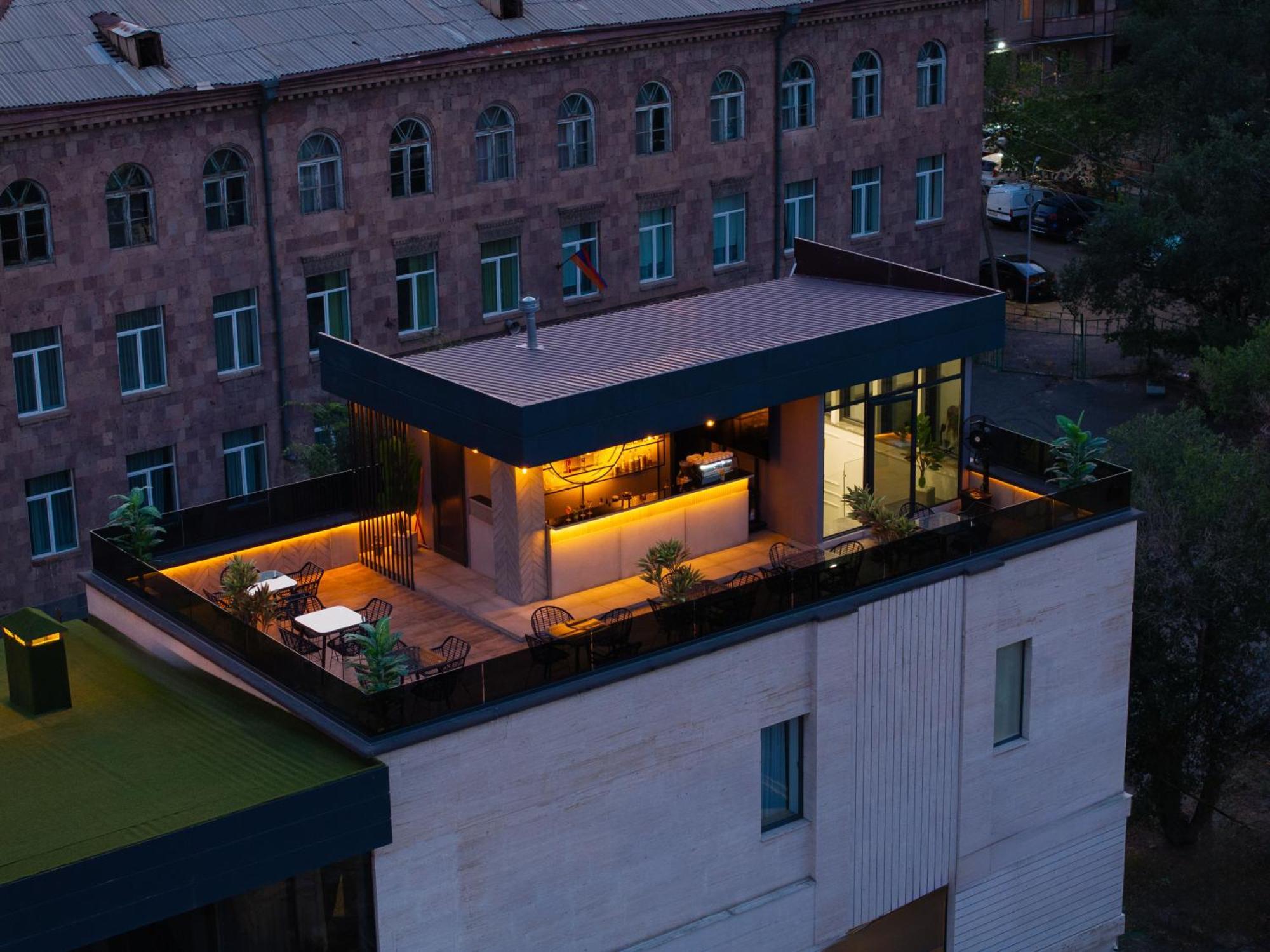 Revive Boutique Hotel Yerevan Exterior photo